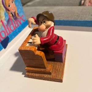 Snow White 65th Anniversary Collector Figure GRUMPY